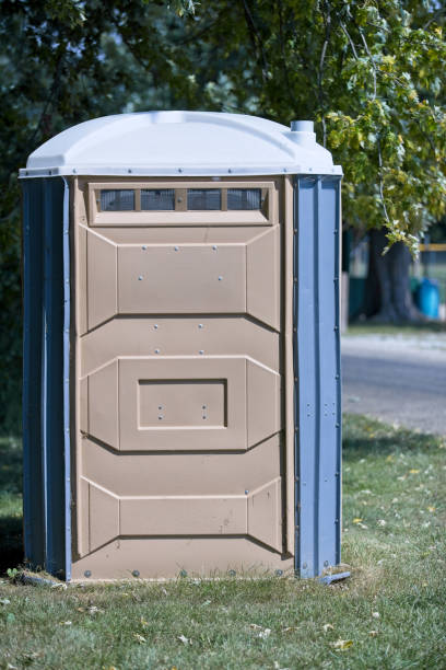 Professional porta potty rental in Lakes West, CT